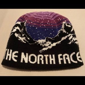 The North Face Reversible Beanie Small